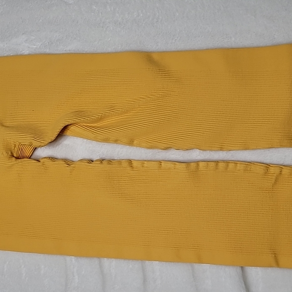 FP Movement by Free People Happiness Runs 7/8 Length Ribbed Leggings Yellow XS - Picture 4 of 14